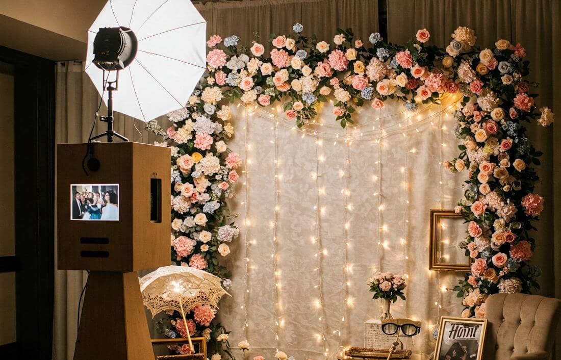 Read more about the article How to Set Up a Beautiful Photo Booth for Any Occasion